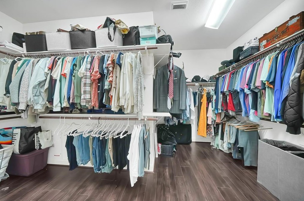 2873 Carrera Ct, League City TX  77573-2290 exterior