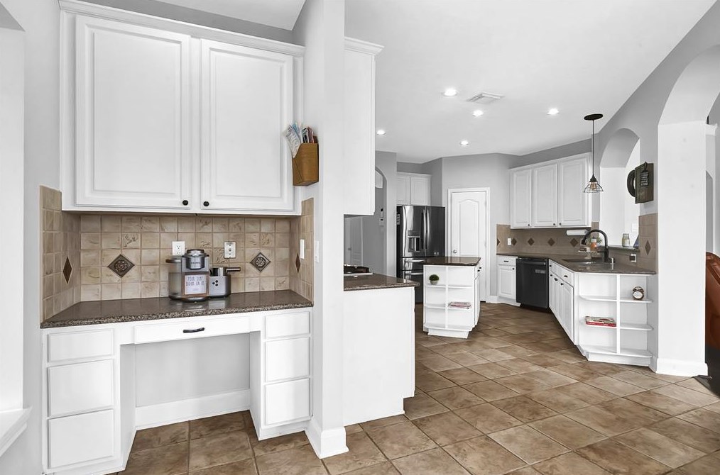 2873 Carrera Ct, League City TX  77573-2290 exterior