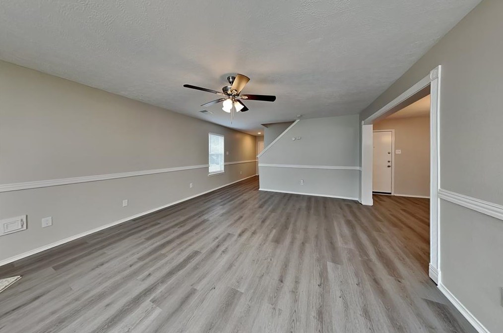 19530 Rocky Bank Dr, Tomball, TX 77375