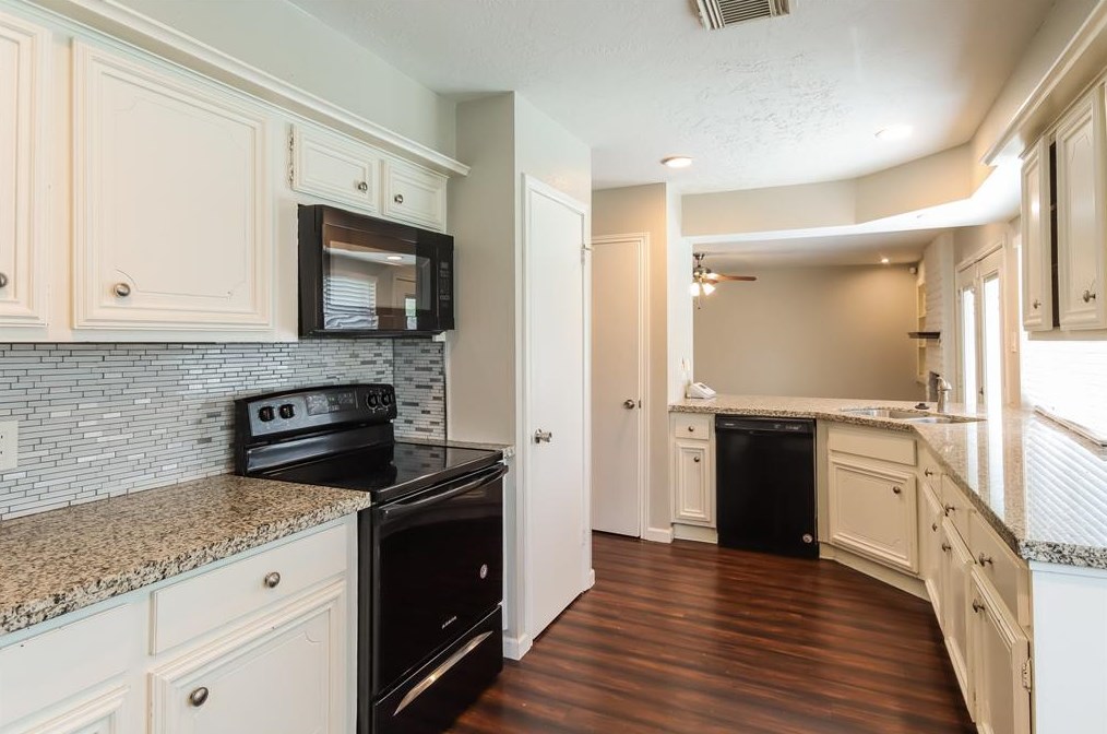 21407 Park Downe Ln, Katy TX  77450-4005 exterior