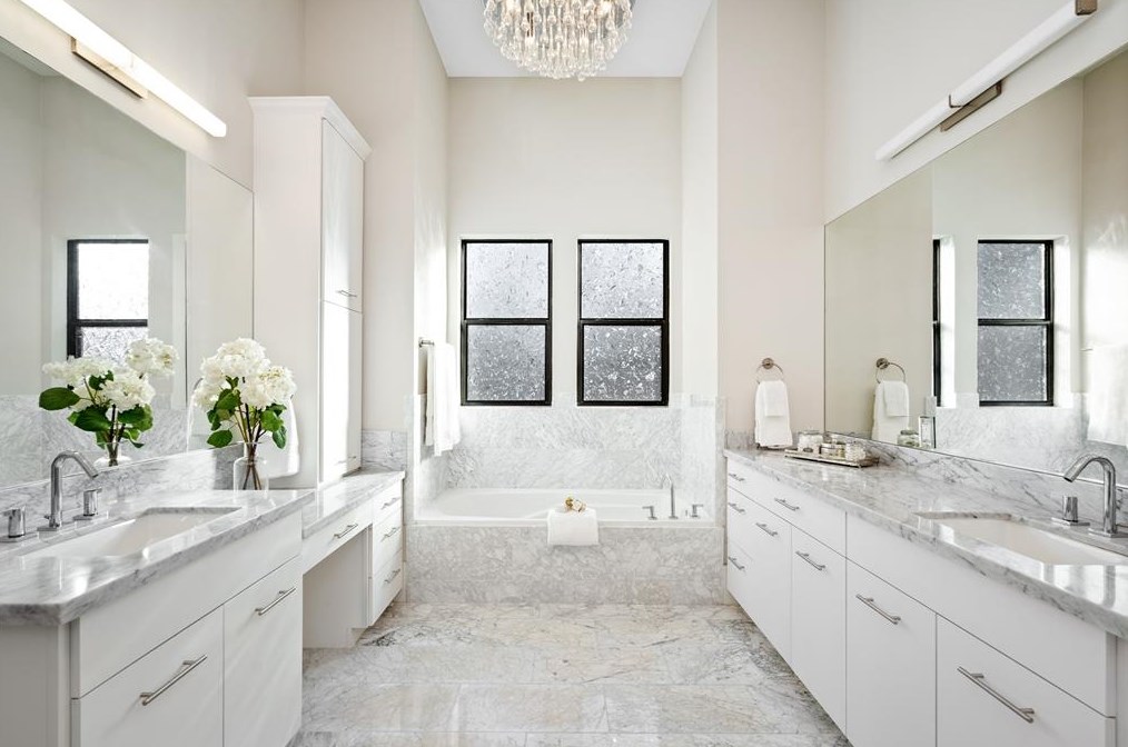 3707 Sun Vly Dr, Houston TX  77025-4137 exterior