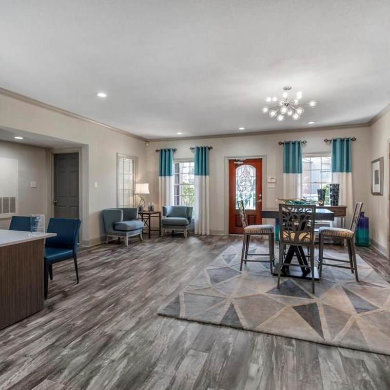 9940 N Richmond Ave #2110, Houston, TX 77042