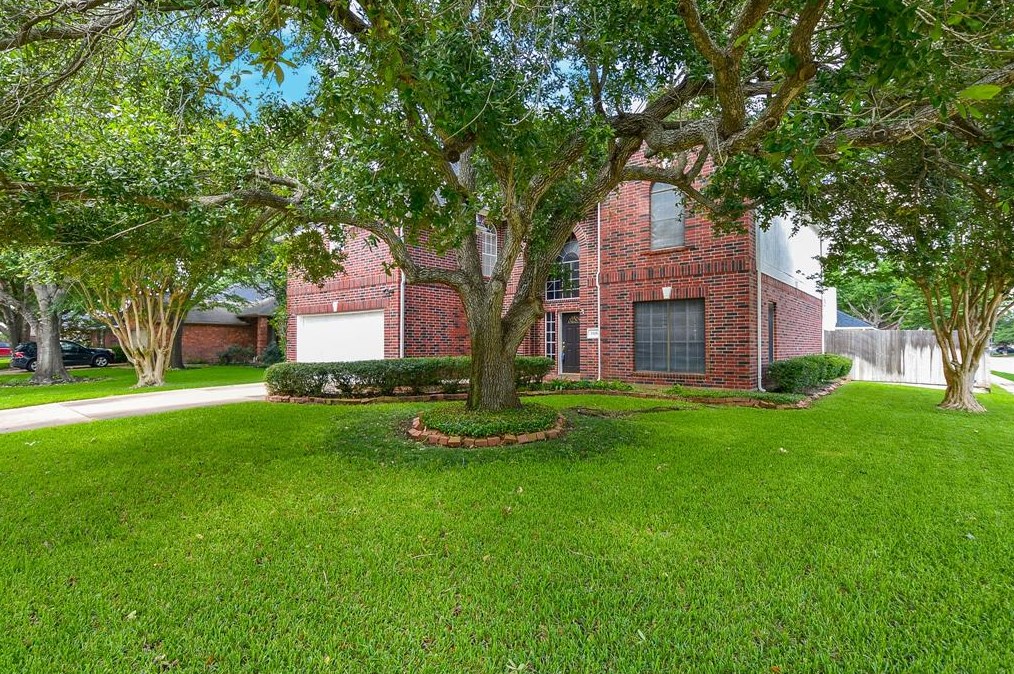 1506 Robin Ave, Katy, TX 77493-2190