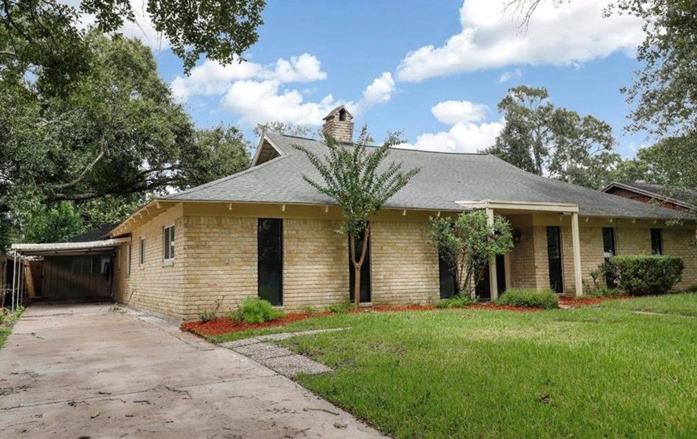 11314 Oak Spring Dr, Houston, TX 77043
