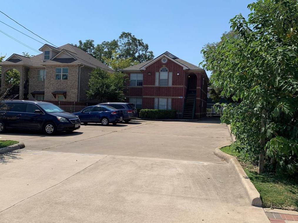 4310 College Main St #a, Bryan, TX 77801