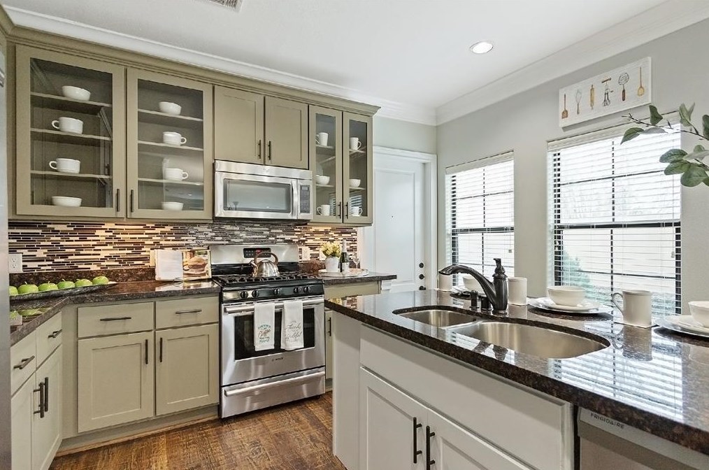 5542 Nolda St, Houston TX  77007-4318 exterior