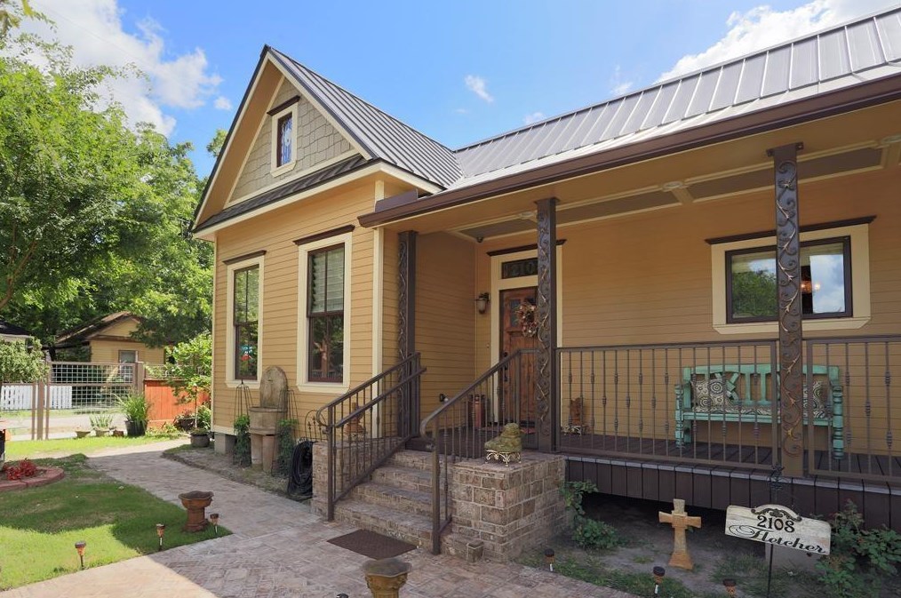 2108 Fletcher St, Houston, TX 77009