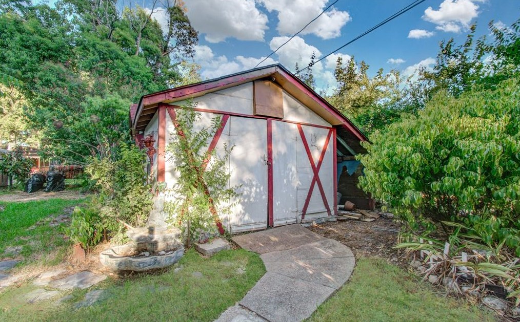 9938 Hinds St, Houston TX  77034-1940 exterior