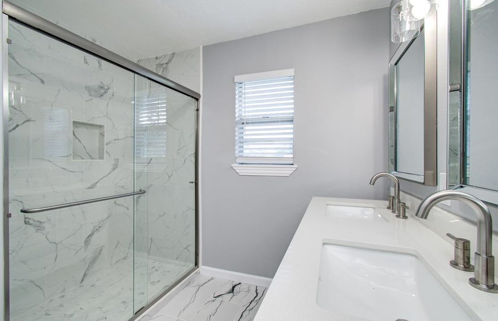 9938 Hinds St, Houston TX  77034-1940 exterior