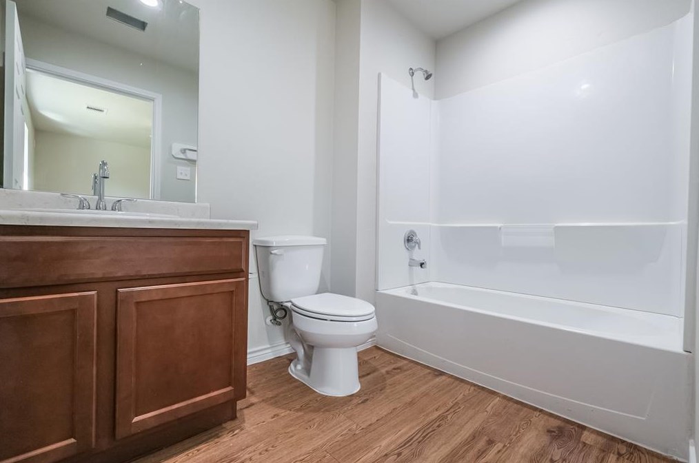 8614 Texas Acorn Ave, Houston TX  77078-1100 exterior