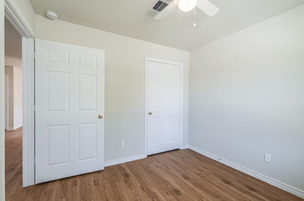 8614 Texas Acorn Ave, Houston TX  77078-1100 exterior