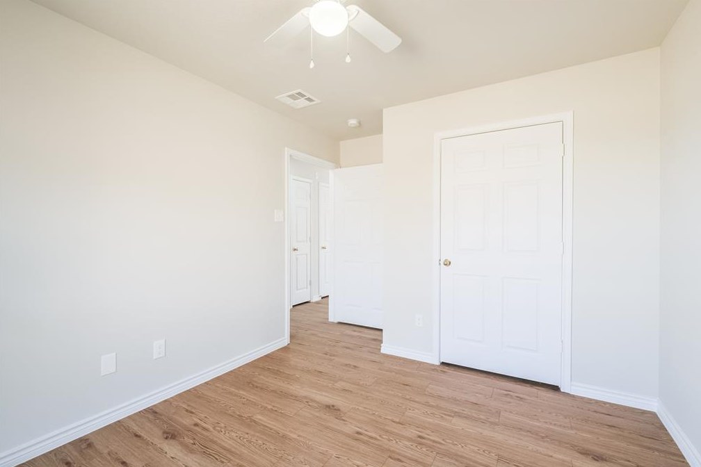 8614 Texas Acorn Ave, Houston TX  77078-1100 exterior