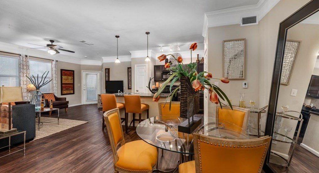 1800 N Egret Bay Blvd #14107, League City, TX 77573