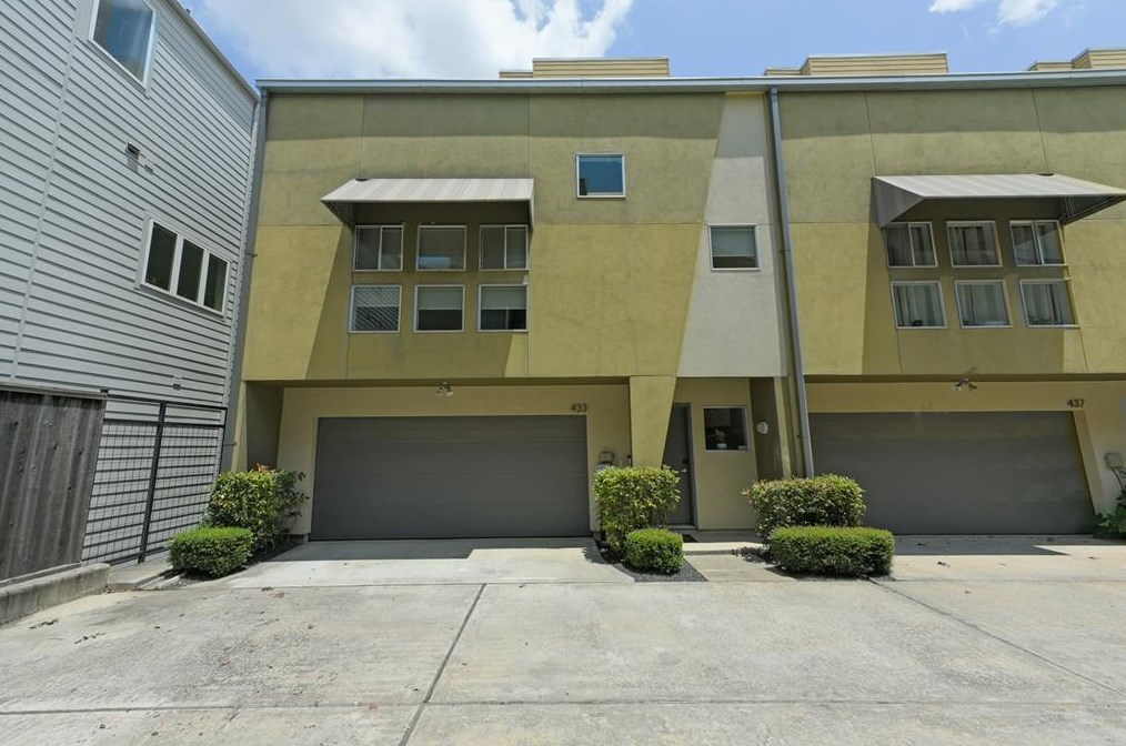433 Meadow St, Houston, TX 77020-5937