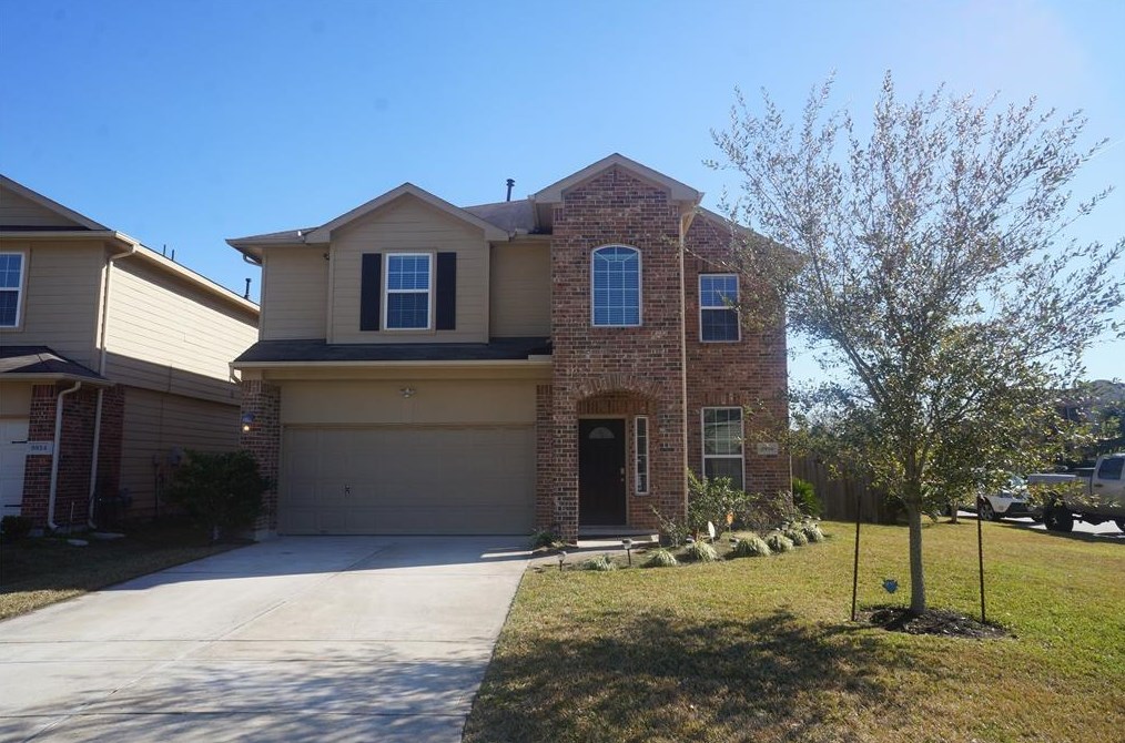 9930 Cobbs Cove Ln, Houston, TX 77044-4503