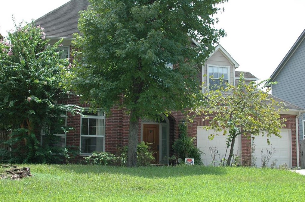 4621 Maple St, Bellaire, TX 77401