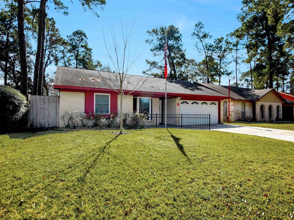 9711 Loch Dane Dr, Spring, TX 77379-3835
