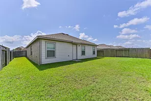 3301 Explorer Dr, Texas City, TX 77539 - Photo 32