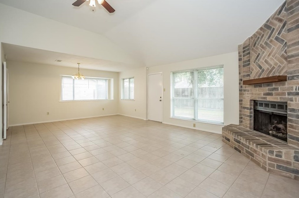 7215 Fuchsia Ln, Humble, TX 77346
