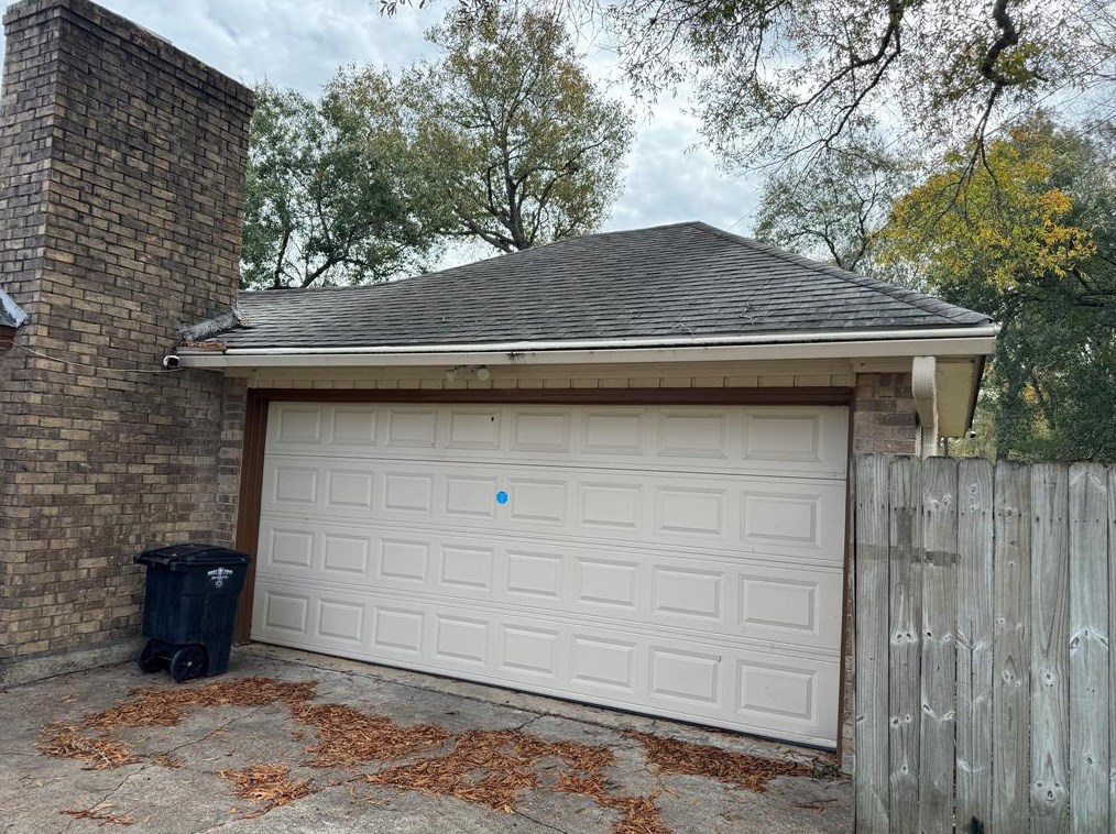 507 Helmsman St, Crosby, TX 77532