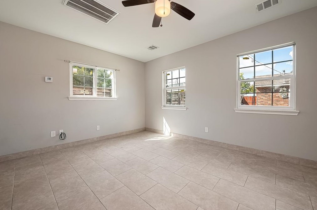 3706 Orange Grv Dr, Houston TX  77039-5814 exterior