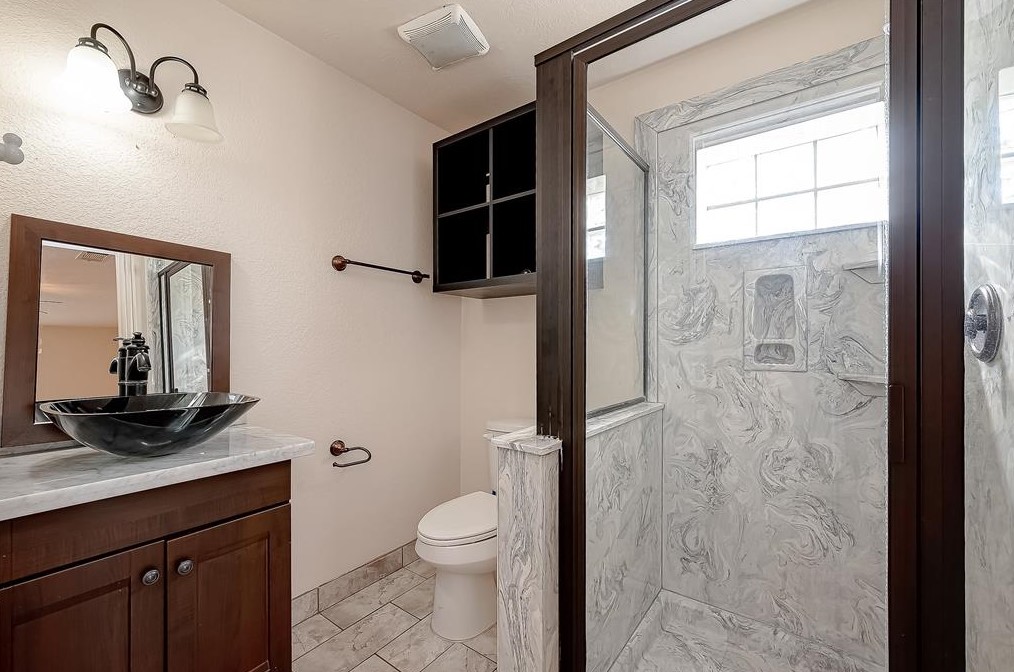 3706 Orange Grv Dr, Houston TX  77039-5814 exterior