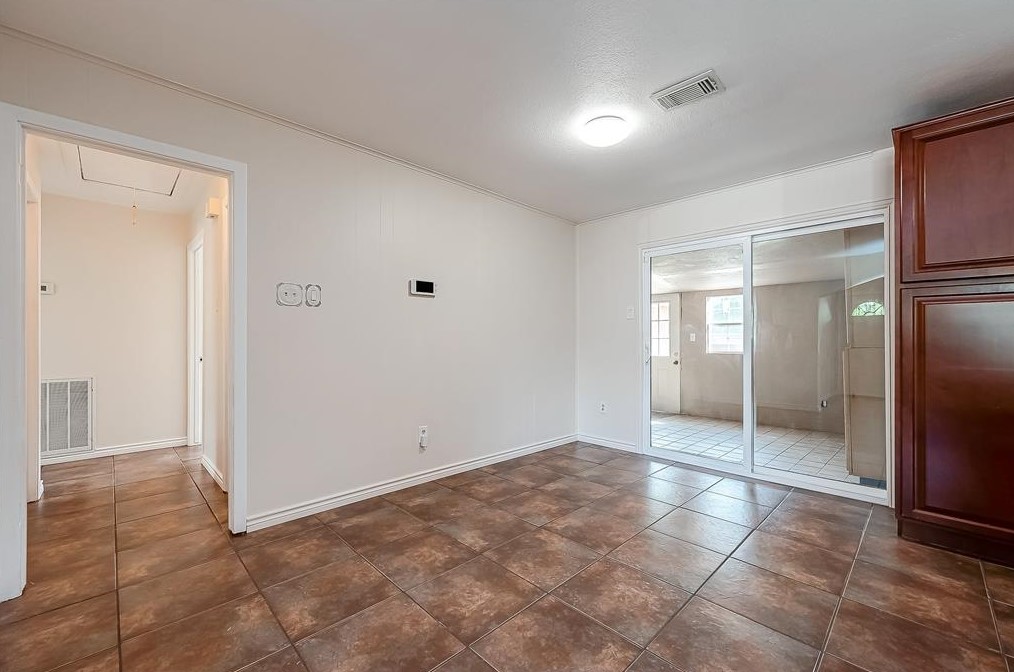 3706 Orange Grv Dr, Houston TX  77039-5814 exterior
