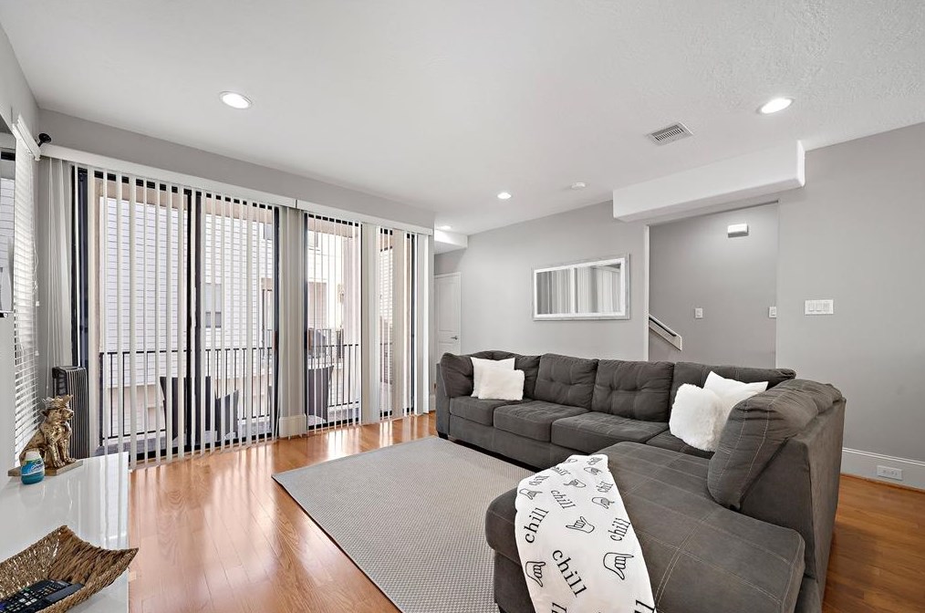 2535 Rusk St, Houston, TX 77003