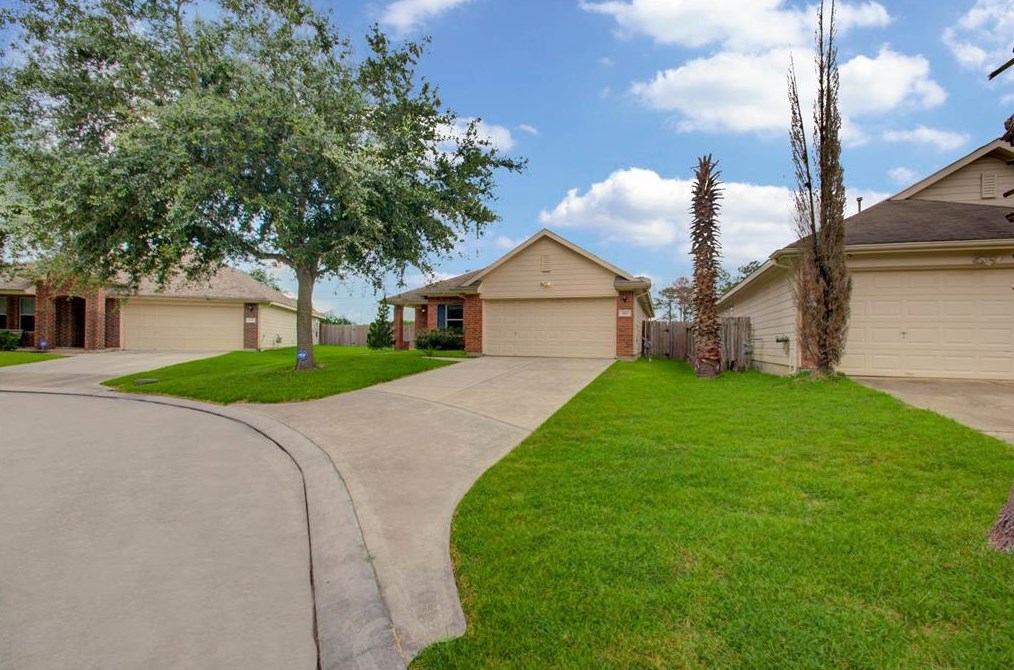 1611 Hade Meadow Ln, Houston, TX 77073