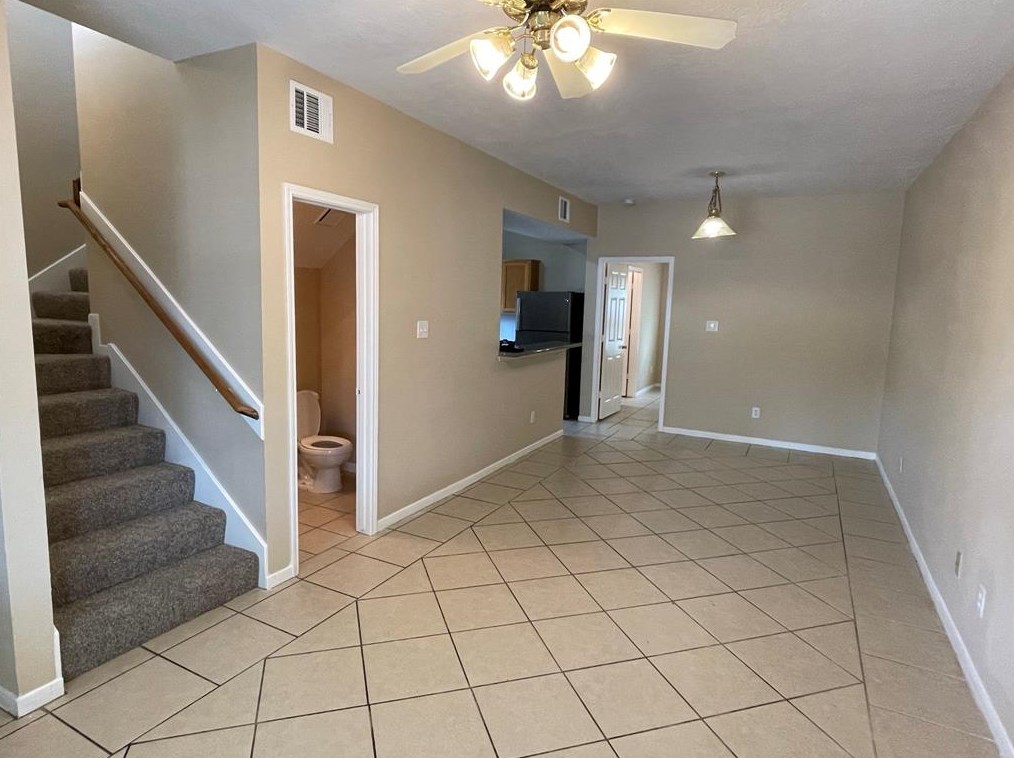 8114 Jutland Rd, Houston, TX 77033-3043