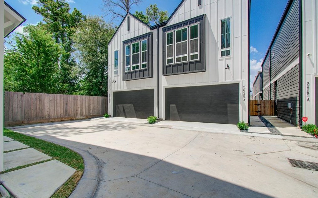 2628 Tidwell Rd, Houston, TX 77091-4746