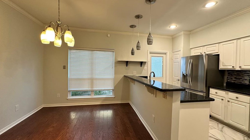 5868 Sugar Hill Dr, Houston, TX 77057