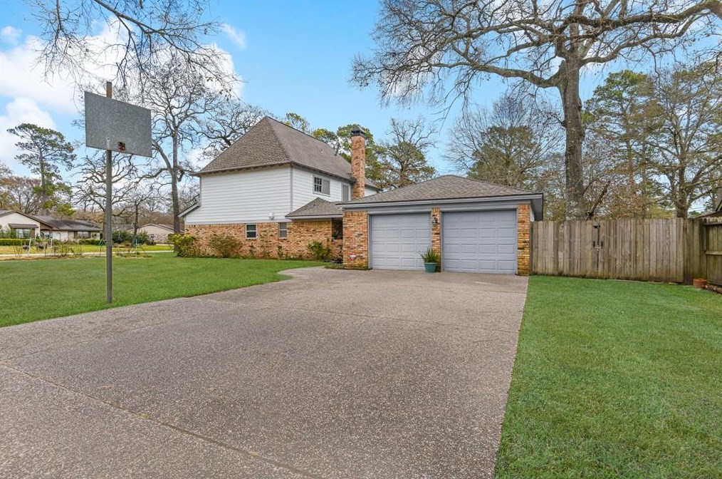 19003 Casper Dr, Spring, TX 77373-5702