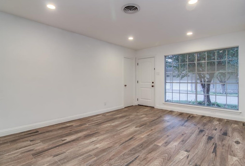 5625 Winsome Ln, Houston TX  77057-5729 exterior