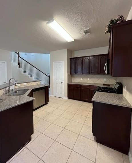 5202 Autumn Rose Ln, Sugar Land TX  77479-3360 exterior
