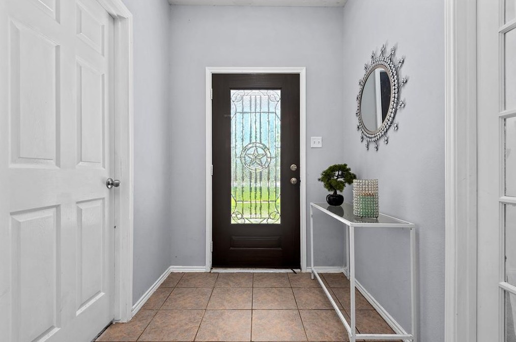 1914 Diamondhead Blvd, Crosby, TX 77532-4097
