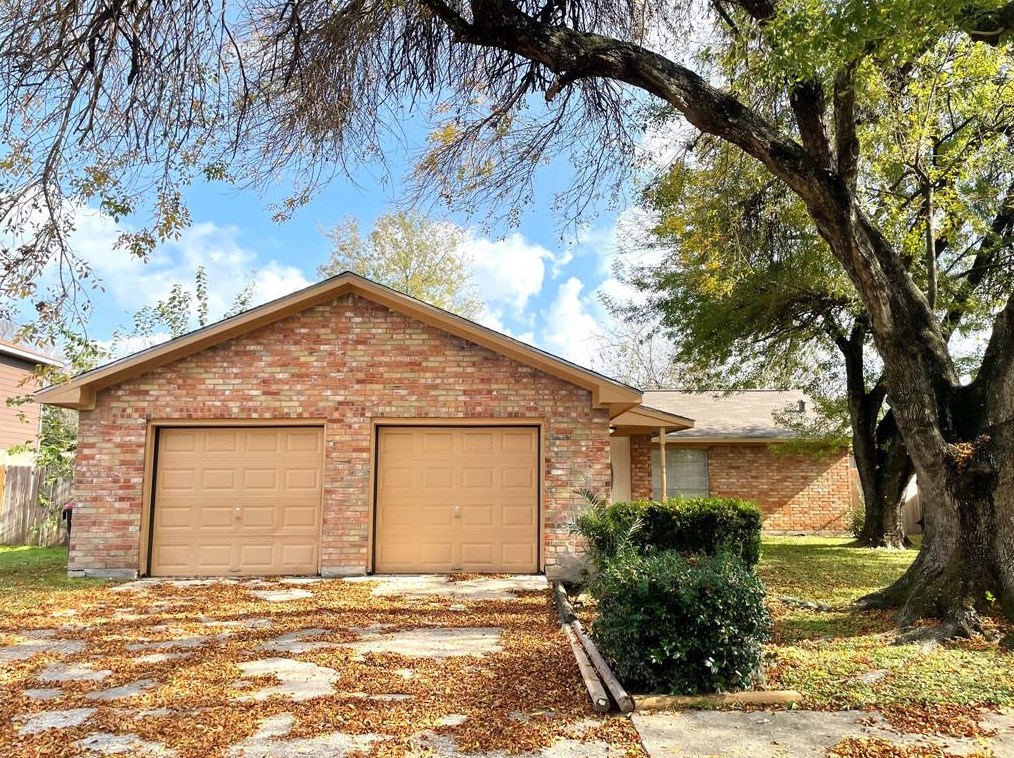 11330 Sunfish Ln, Houston, TX 77067