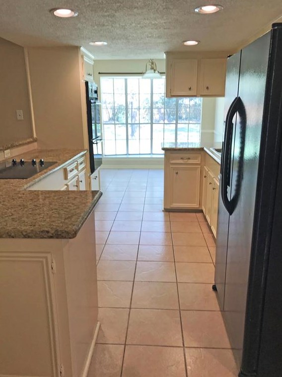 1401 Mistletoe Ln, Humble, TX 77339