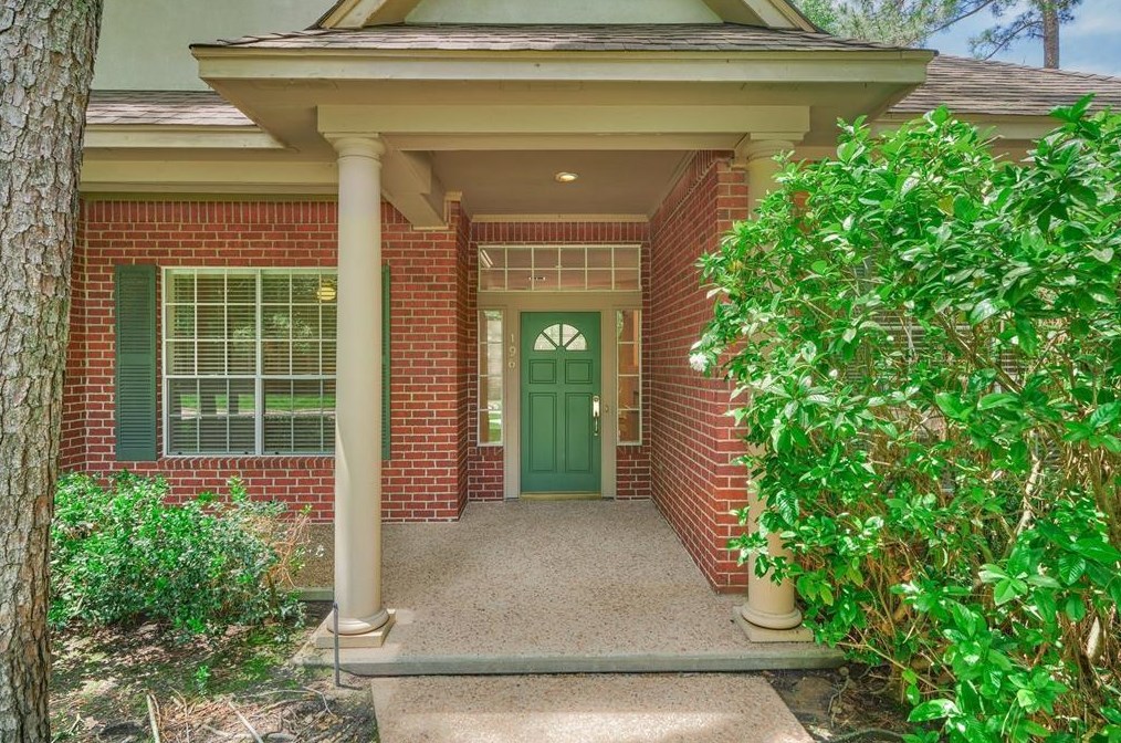 196 Mill Trace Dr, Spring TX  77381-3843 exterior