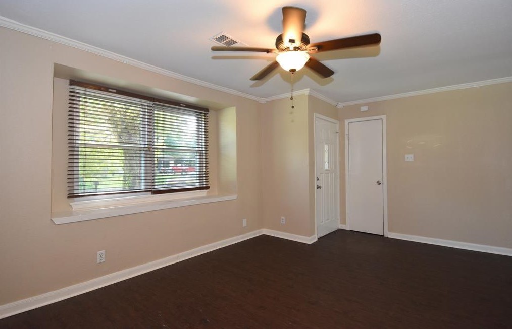 2914 15th Ave N, Texas City, TX 77590