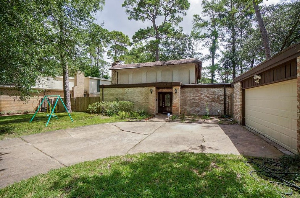 214 Vanderpool Ln, Houston, TX 77024
