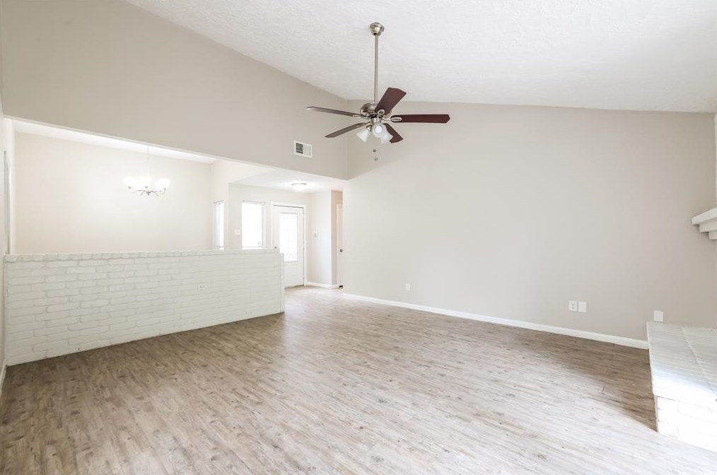 15839 Pryor Dr, Missouri City, TX 77489