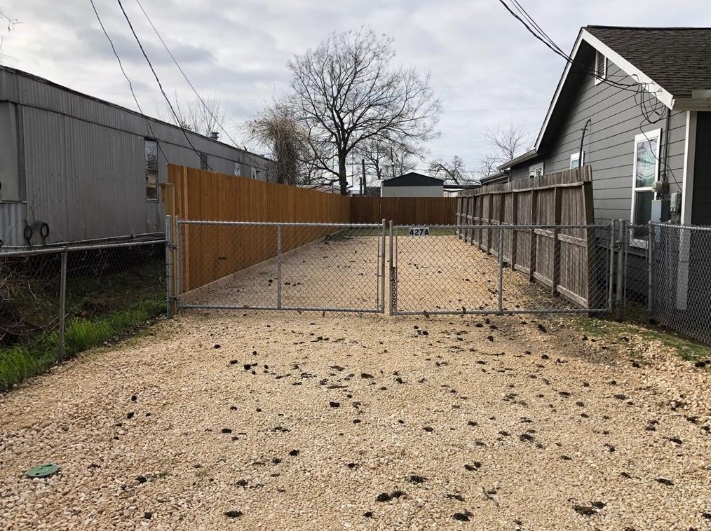 427-a Crockett St, Channelview, TX 77530