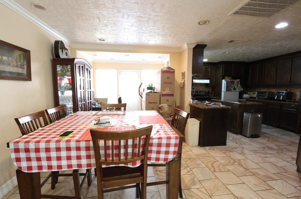 13242 Sharpbill Dr, Houston TX  77083-4878 exterior