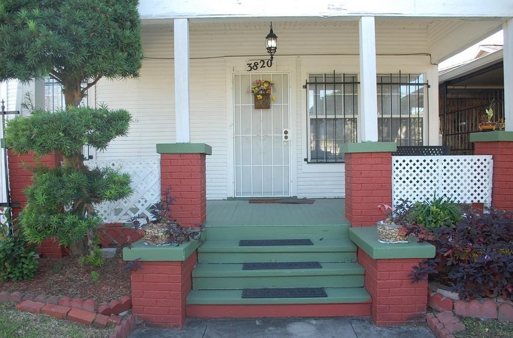 3820 Garrow St, Houston TX  77003-2673 exterior