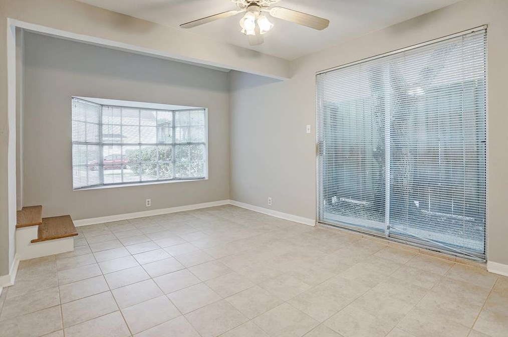 2520 Shakespeare St, Houston, TX 77030