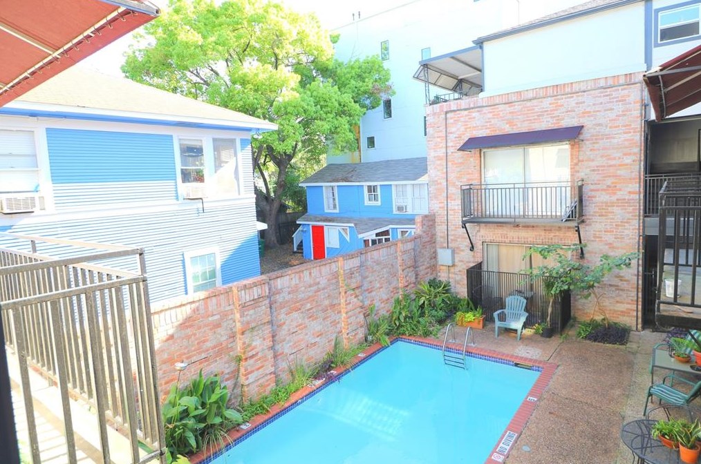 412 Pacific St #2a, Houston, TX 77006
