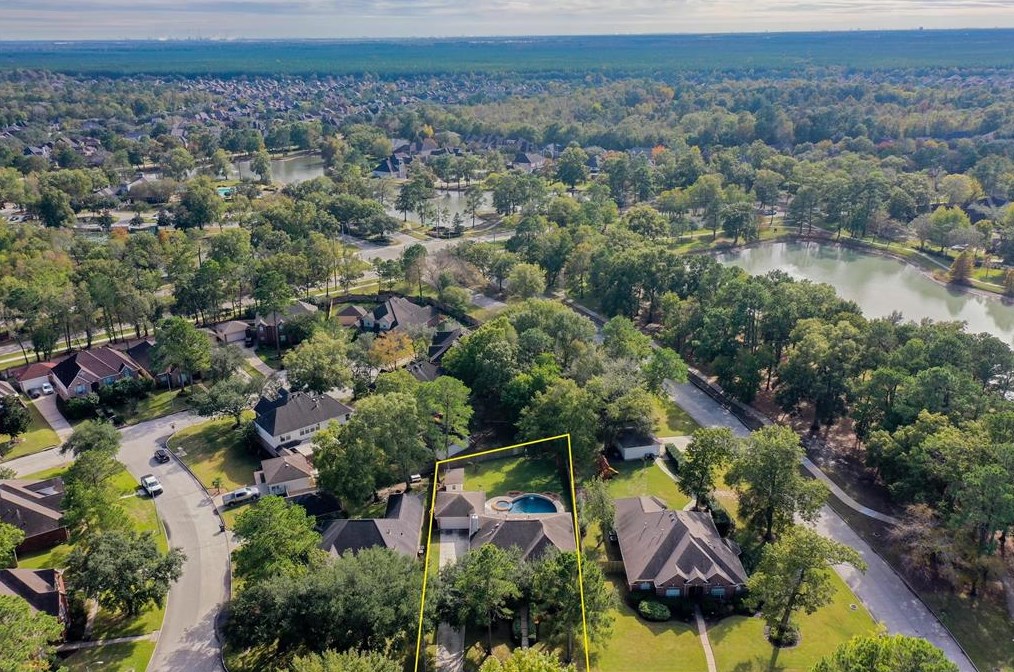 12906 Lady Anne Dr, Houston, TX 77044-5074