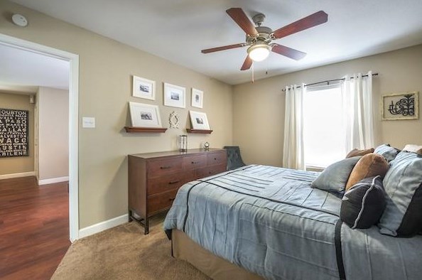 8380 N El Mundo St #204, Houston, TX 77054