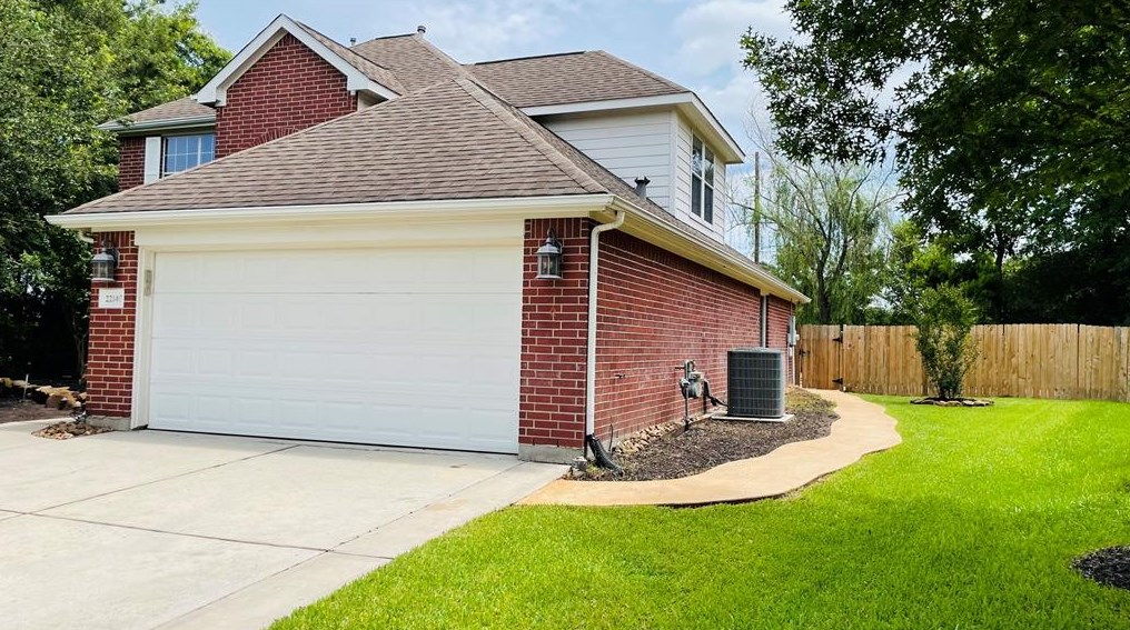 22140 Knights Cove Dr, Humble, TX 77339